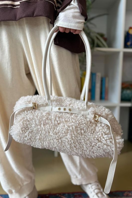 Hicks Shearling Barrel Bag Natural